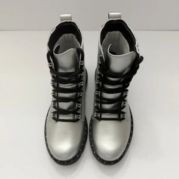 Sorel Lennox Lace-Up Lug Sole Boots Silver Grey Women's Size 6